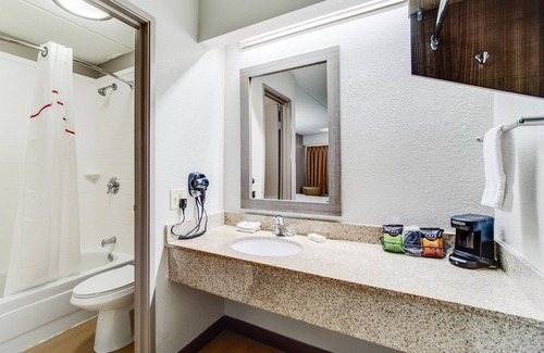 Dentsville Hotel | Red Roof Inn Columbia East - Ft Jackson