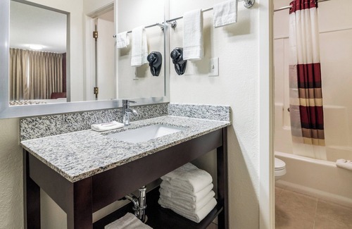 Dandridge Hotel | Red Roof Inn Dandridge