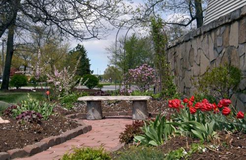 Elkhart Hotel | Red Roof Inn Elkhart