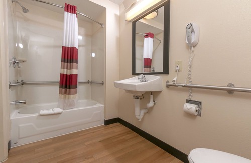 Columbus Hotel | Red Roof Inn PLUS+ Columbus-Ohio State University OSU