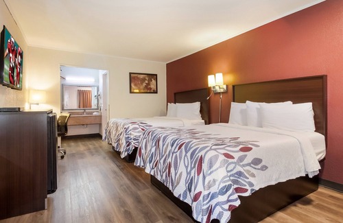 Santee Hotel | Red Roof Inn Santee