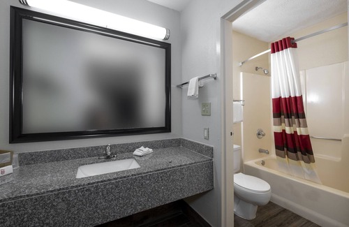 West Point Hotel | Red Roof Inn West Point