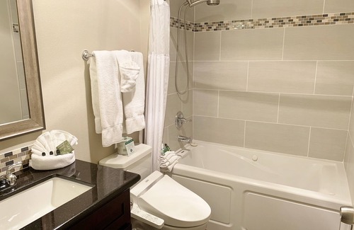 Harbor Gateway South Hotel | Redac Gateway Hotel In Torrance