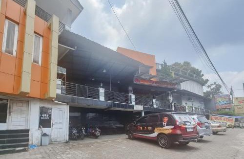 Cisarua Hotel | RedDoorz @ Hotel Arwana Safari Puncak