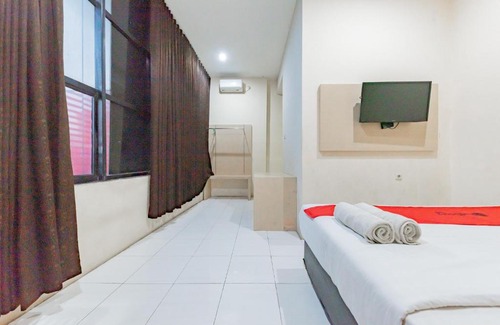 Banjarmasin House | RedDoorz near Pasar Tarapung Siring Banjarmasin