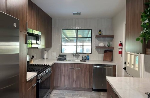 South Redlands House | Redlands Stay Near University, Downtown Dining & Minutes to Loma Linda Hospitals