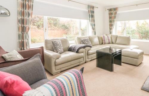 Broadstairs House | Redwood