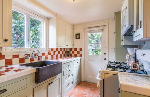 Village of La Jolla Hotel | Redwood Hollow Cottages