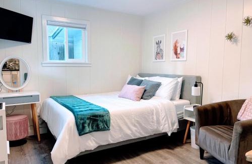 Felton House | Redwood Nook - 8 min walk to redwood state park