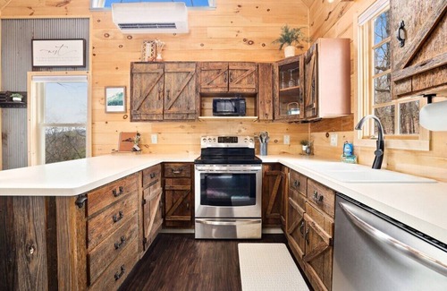 West Fork House | Redwoods Rising - Sweeping Views - Hot Tub