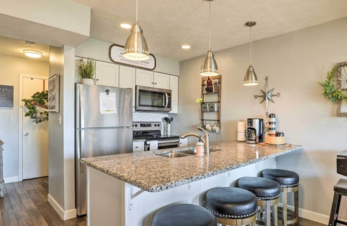 Notch Estates Condo | Reeds Spring Condo Near Silver Dollar City!