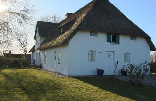 Poppenbull House | Reetdachhaus-Poppenbüll