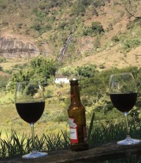 Merces House | Refúgio, Aconchego, Aonde nasce o sol e Cachoeira!