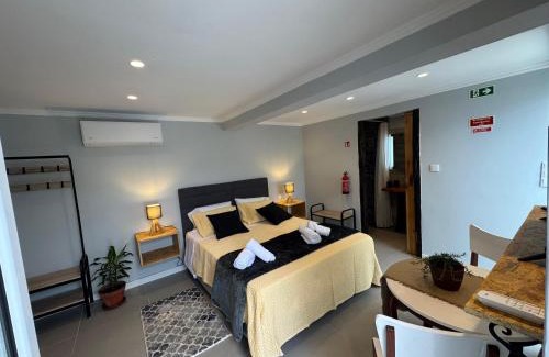 Porto Moniz House | Refúgio do Nevoeiro Estudio