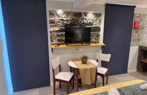 Porto Moniz House | Refúgio do Nevoeiro Estudio