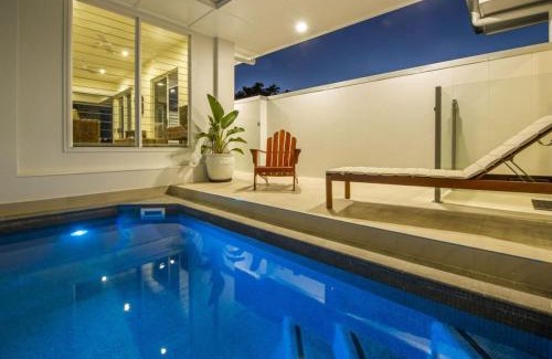 Picnic Bay Villa | Reflections Emerald Villa 1