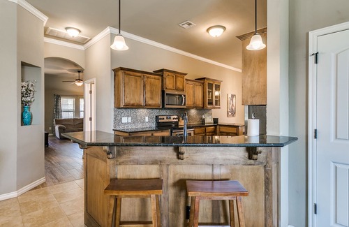 Edmond House | Refreshing and Spacious 4 Bedroom Home