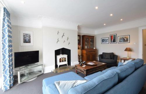Aldeburgh Apartment | Regatta Lookout