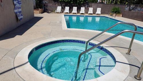 Norco Hotel | Regency Inn