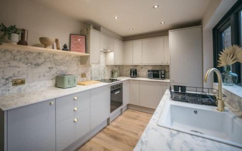 Middlesbrough House | Regent's Retreat - Stunning home in Middlesbrough