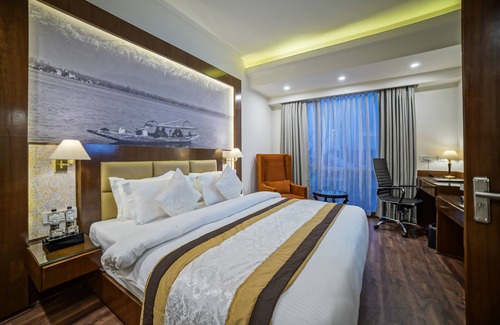 Rajbagh Hotel | Regenta Central Srinagar