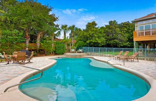 Tang-O-Mar House | ReGrouper by Newman-Dailey