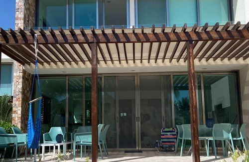 Dzemul House | Relájate en esta escapada única y tranquila.