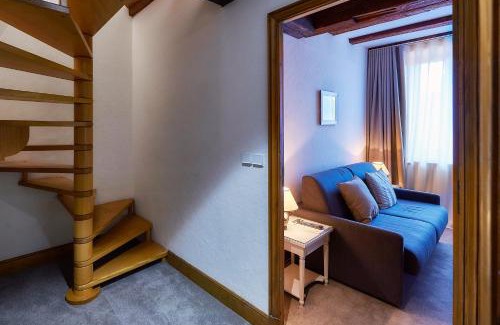 Colmar Centre Ville Hotel | Relais & Châteaux La Maison Des Têtes