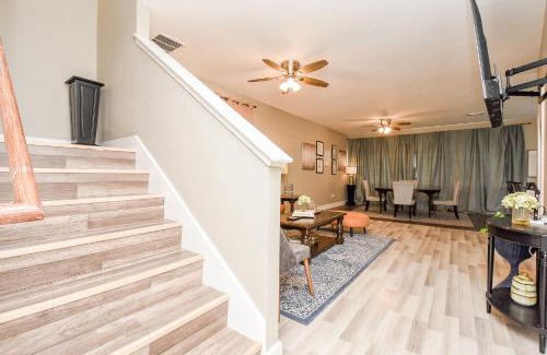 Conroe House | Relax and Unwind at Our 7BR Oasis