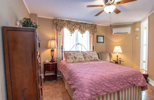 Badin Hotel | Relax and unwind in the quiet surroundings of this historic inn.