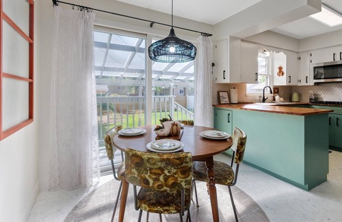 West End House | Relax at this peaceful and centrally-located place on the west end of Billings.