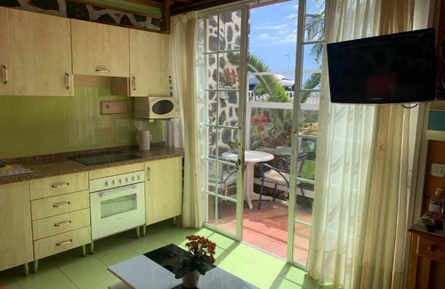 Arenas del Mar Apartment | Relax in El Médano's Hidden Gem 1-Bedroom Apartment