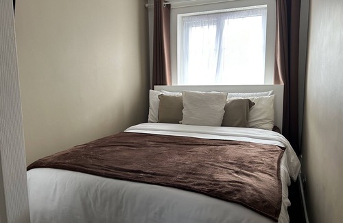 Leicester Apartment | Relax in Leicester