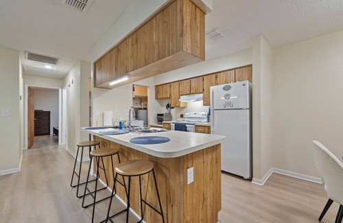 Downtown Zephyrhills House | Relax in Style Private 2BR/2BA Home Away from Home in Zephyrhills