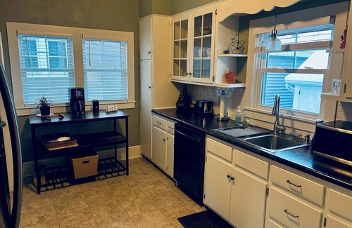 Appleton House | Relax on the Ravine -