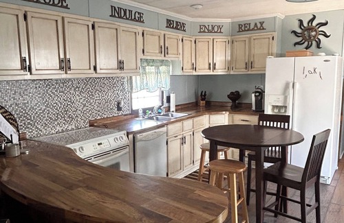 Almo House | Relax, Recharge, and Explore Kentucky Lake!