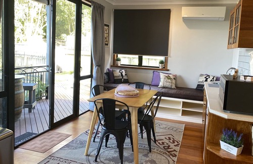 Acacia Bay Apartment | Relax & Unwind with Breathtaking Views over Lake Taupo