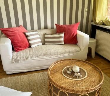 Ronnau Apartment | Relax with a pool and sauna in Trave Kieker 005!