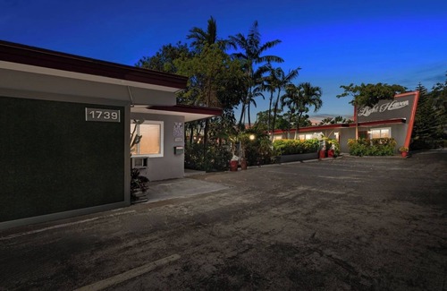 Downtown Hollywood Apartment | Relaxing 1BR w/BBQ, Patio and Convenient Access