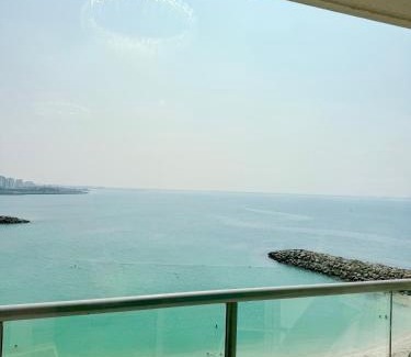 Ras Al Khaimah Apartment | Relaxing 2-Bedroom Stay by the Sea Pacific Al Marjan