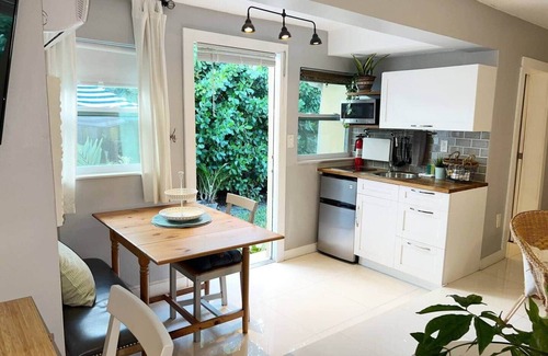 Flagami Apartment | Relaxing and comfortable studio middle of Miami.