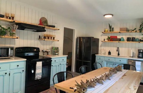 Charleston House | Relaxing, boho home, central to many attractions