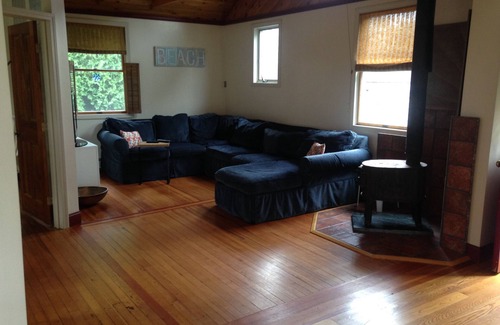 Newport East Cottage | Relaxing Cottage, minutes from the beach