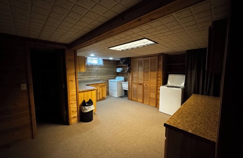 Britt House | Relaxing Get-a-Way with so much to offer