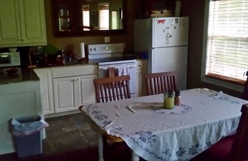 Long Beach Cottage | Relaxing getaway in a peaceful spacious setting