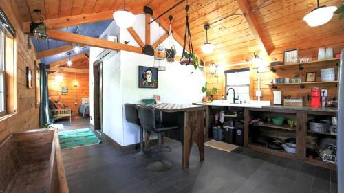 Lupton City House | Relaxing Getaways to Chattanooga, Tennessee, in this Colorful Pet-Friendly Cabin