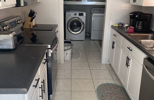 Clermont House | Relaxing home on the west orange bike trail.