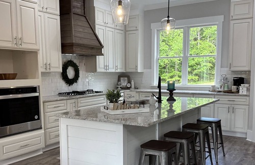 Clanton House | Relaxing LAKE OASIS! Enjoy the lake, outdoor fireplace, sleeps 9 comfortably.