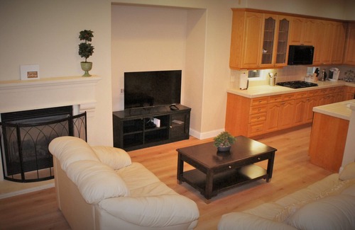 Rancho Cordova House | Relaxing & luxury living, let's have a great time.