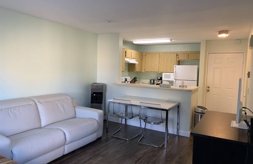 University City Apartment | Relaxing & quiet apartment